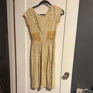 Elegant Floral Midi Dress in Yellow